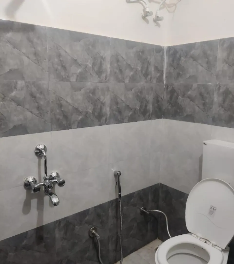Pihu Paying Guest House Varanasi 0*,
